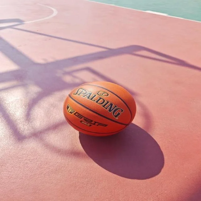 杨瀚森夏训卡位对抗升级开拓者内线轮换竞争进入白热化阶段